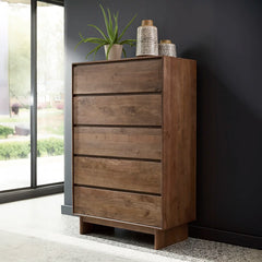 ISANTI CHEST OF DRAWERS