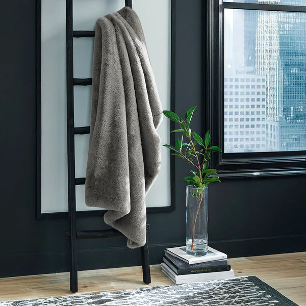 GARILAND GREY THROW