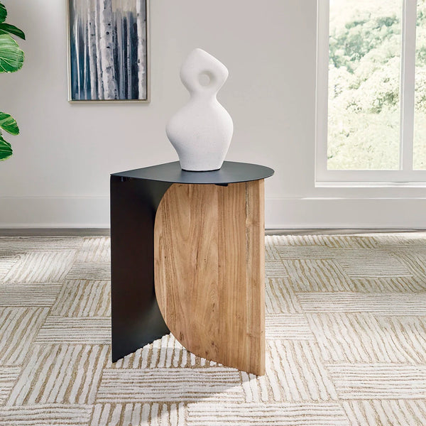 Ladgate oval end table solid wood black and brown ��� Ashley UAE furniture