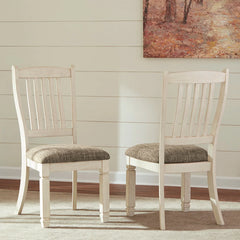 BOLANBURG DINING CHAIR